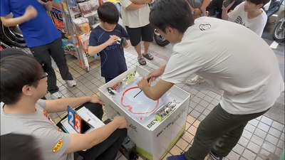 戰鬥陀螺再掀熱潮　成年人重返童年競技場圖片
